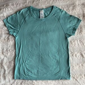 Old Navy Active T Shirt
